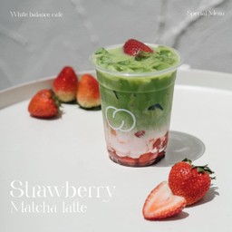 STRAWBERRY MATCHA LATTE