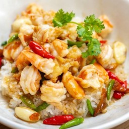ข้าวกุ้งผัดพริกขี้หนูสวน