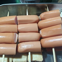 ไส้กรอกไก่หนังกรอบ