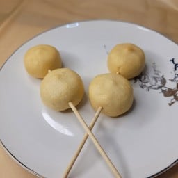 ลูกชิ้นปลาชีสบอล