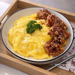 ข้าวไข่ข้นไก่คาราเกะ