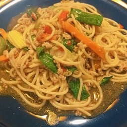 สปาเก็ตตี้กะเพราทะเล
