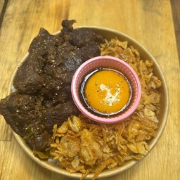 Braised Beef stew with rice ข้าวหน้าเนื้อน่องลายตุ๋น