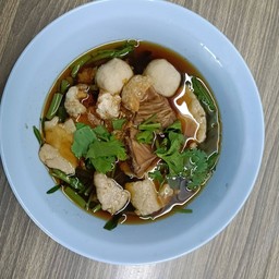 เกาเหลาหมูธรรมดา