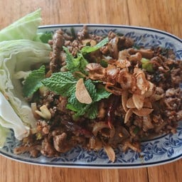 ครัวหลังบ้าน by เจ้น้อย