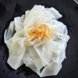 เส้นใหญ่