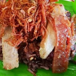 ข้าวเหนียวหมูโคราชเจ้จิ๋ม
