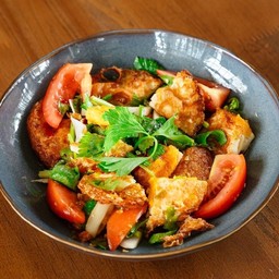 ยำไข่ดาว