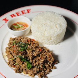 ข้าวกระเพราเนื้อสับ