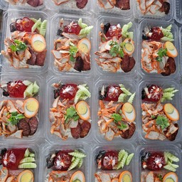 ร้านน้ำ จริงใจ by Oil
