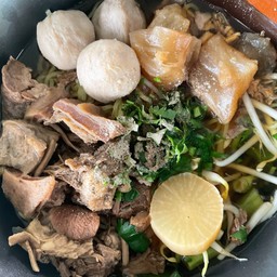 ชิ้น เปื่อย เอ็นแก้ว