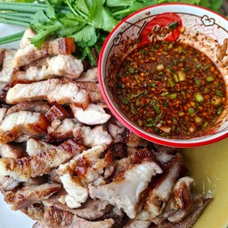 เสือร้องไห้ย่างกะทะร้อนๆๆพร้อมแจ่วขมๆๆ