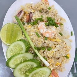 ครัวสุขใจ 34/1ชอย3บ้านเก่าพานทองชลบุรี