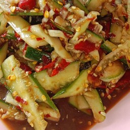 ตำแตงพริกแห้ง.ใส่แต่น้ำปลาร้า..รสนัวแบบอีสาน