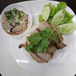ข้าวหน้าคอหมูย่าง