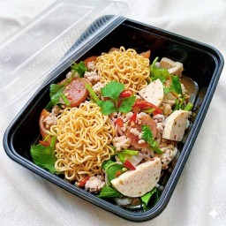 ยำมาม่า