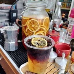 ร้านหมูใจดี