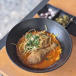 ข้าวซอยไก่