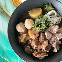 เตี๋ยวรวมเนื้อ