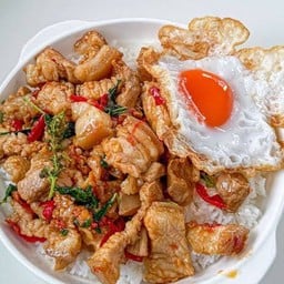 กะเพราหมูชิ้น