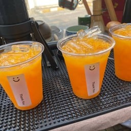 Petit à petit café