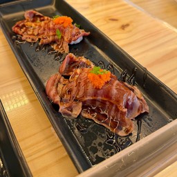 ซูชิเนื้อ