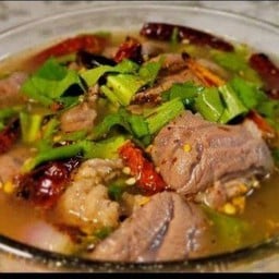 ส้มตำแสนอร่อย ยำแซบ ลาบก้อย