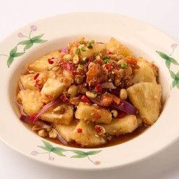 ตำสับปะรดกะปิน้ำปลาหวาน