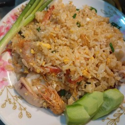 ข้าวผัดทะเล