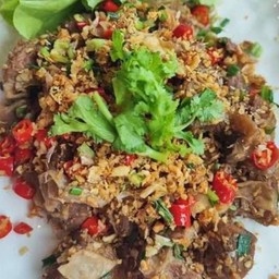 หมูตุ๋นคั่วพริกเกลือราดข้าว