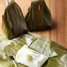 น้องฟาสบ้านขนมไทย