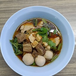 เกาเหลาหมูพิเศษ