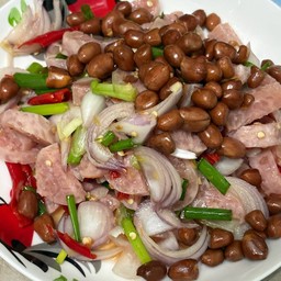 ยำแหนม