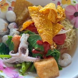 เจ๊เกียง เย็นตาโฟ