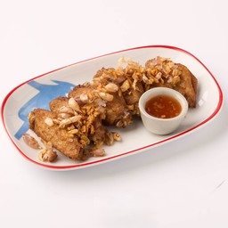 ปีกไก่ทอดน้ำปลา