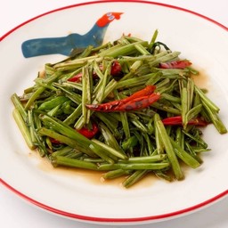ผัดผักบุ้งไฟแดง