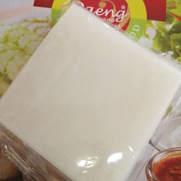 แผ่นแป้งห่อใหญ่ แดง แหนมเนือง