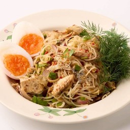 ยำคลุกปลาร้าขนมจีน