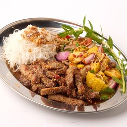 ยำลาวย่าง หมูคลุกฝุ่น