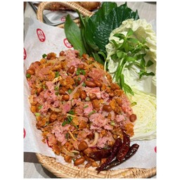 ยำแหนมทอดทรงเครื่อง