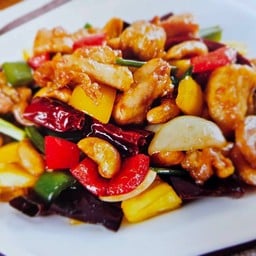 ไก่ผัดเม็ดมะม่วง