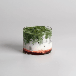 Matcha Strawberry (Iced)