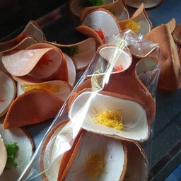 ดาวขนมเบื้อง ( Star Crepes )