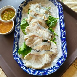 ข้าวต้มเนื้อหมอทะเล