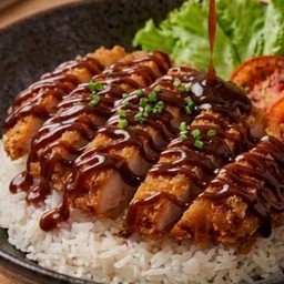 ข้าวไก่ทอดซอสบาบีคิว