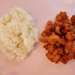กลางตง หมูทอด -ซอยชมจันทร์