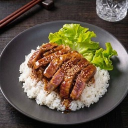 ข้าวหน้าเนื้อล้นล้น (Beef overload)