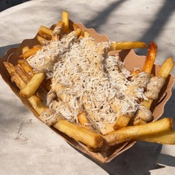 Cacio e Pepe loaded fries