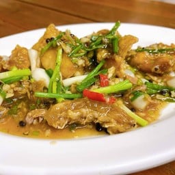 เนื้อปลากะพงผัดเจ้าสัว