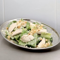 CHICKEN CEASAR SALAD